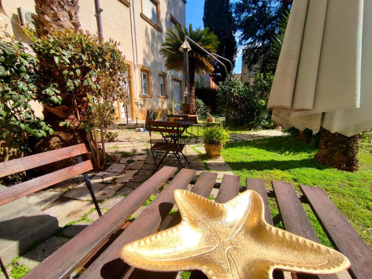 Aedes B&B Il Giardino Dei Sogni Лече Екстериор снимка