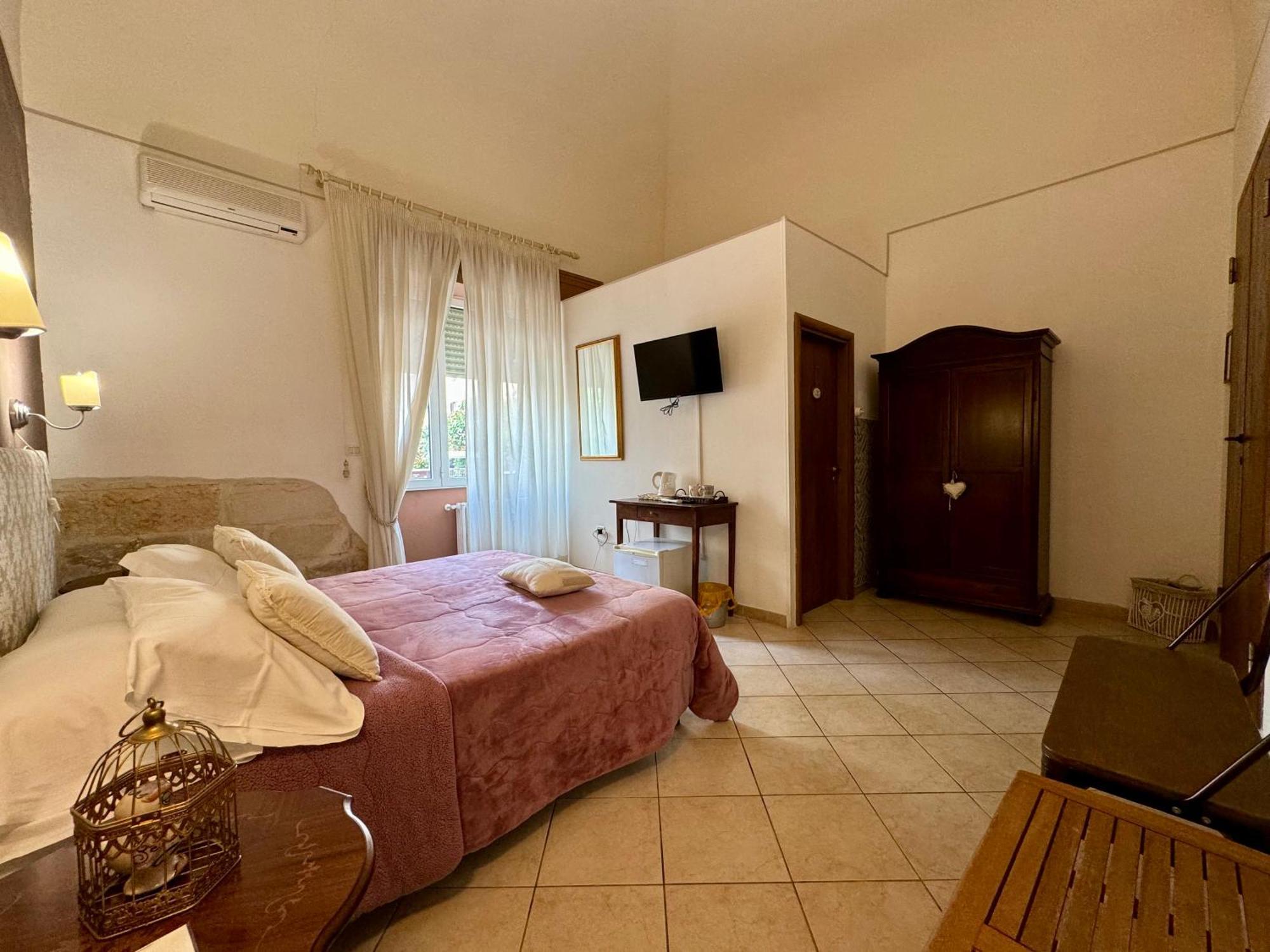 Aedes B&B Il Giardino Dei Sogni Лече Екстериор снимка