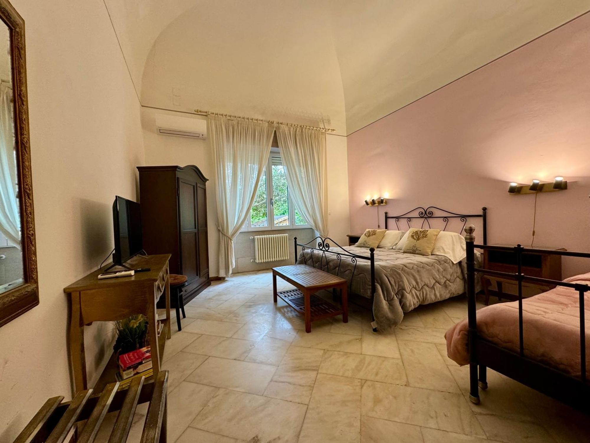 Aedes B&B Il Giardino Dei Sogni Лече Екстериор снимка