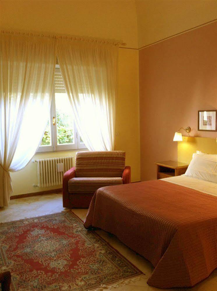 Aedes B&B Il Giardino Dei Sogni Лече Екстериор снимка